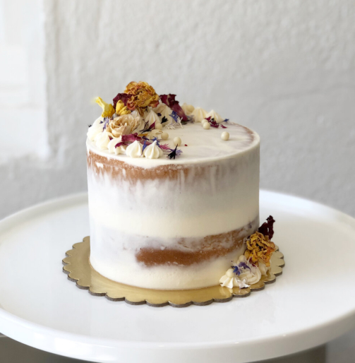 Vanilla_Semi_Naked_Floral_Cake_2